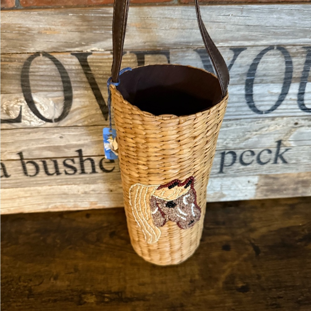 Woven Horse Design Wine Tote made of Sea Grass